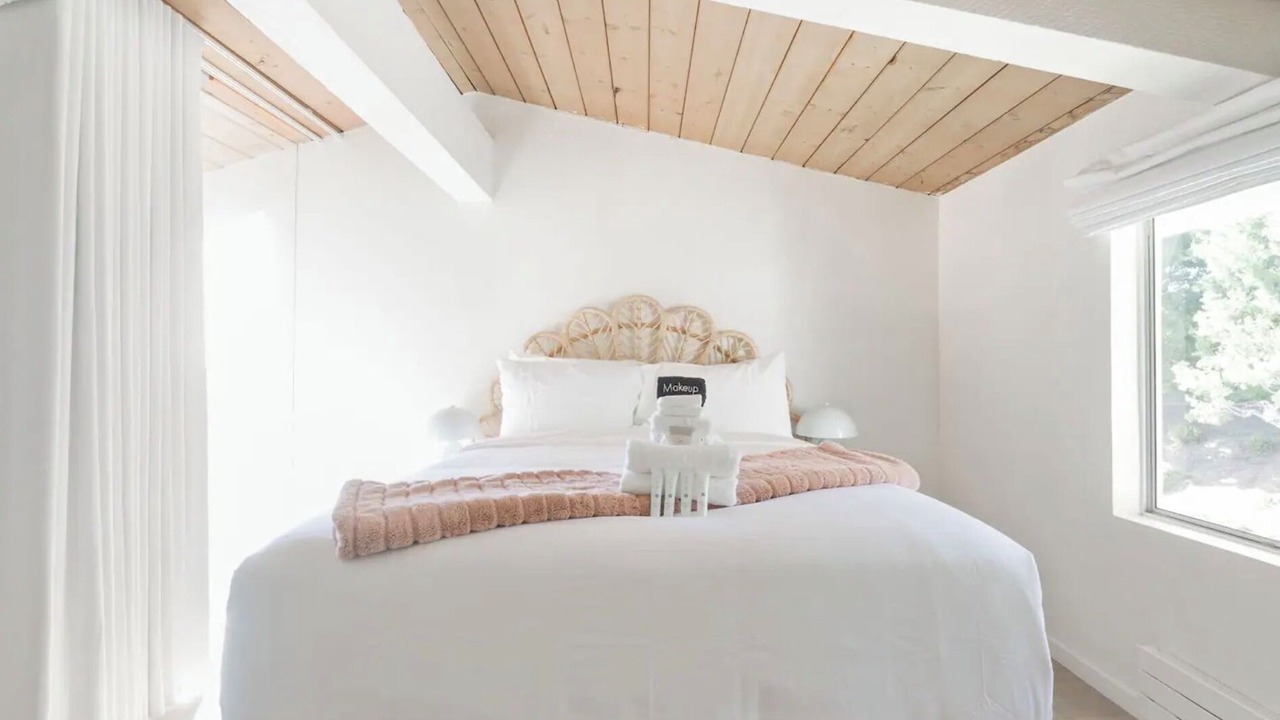 Photo of Bedroom in Central Malibu