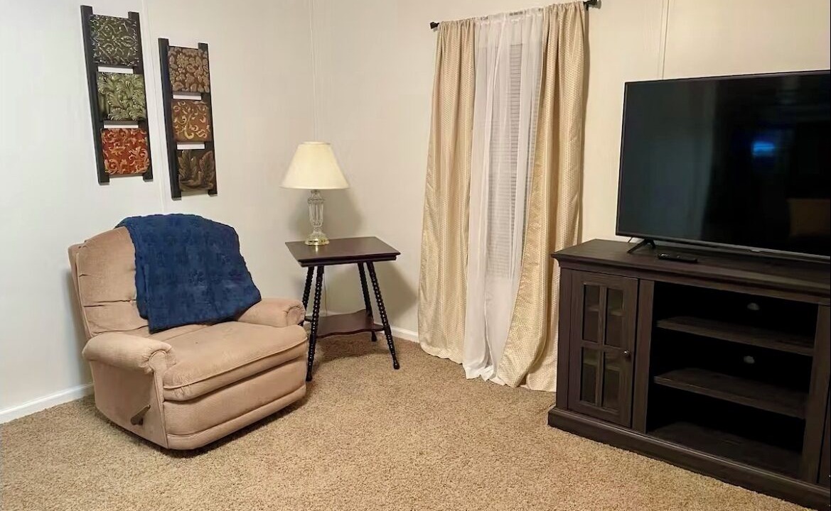 Photo of Livingroom in Gilbertsville