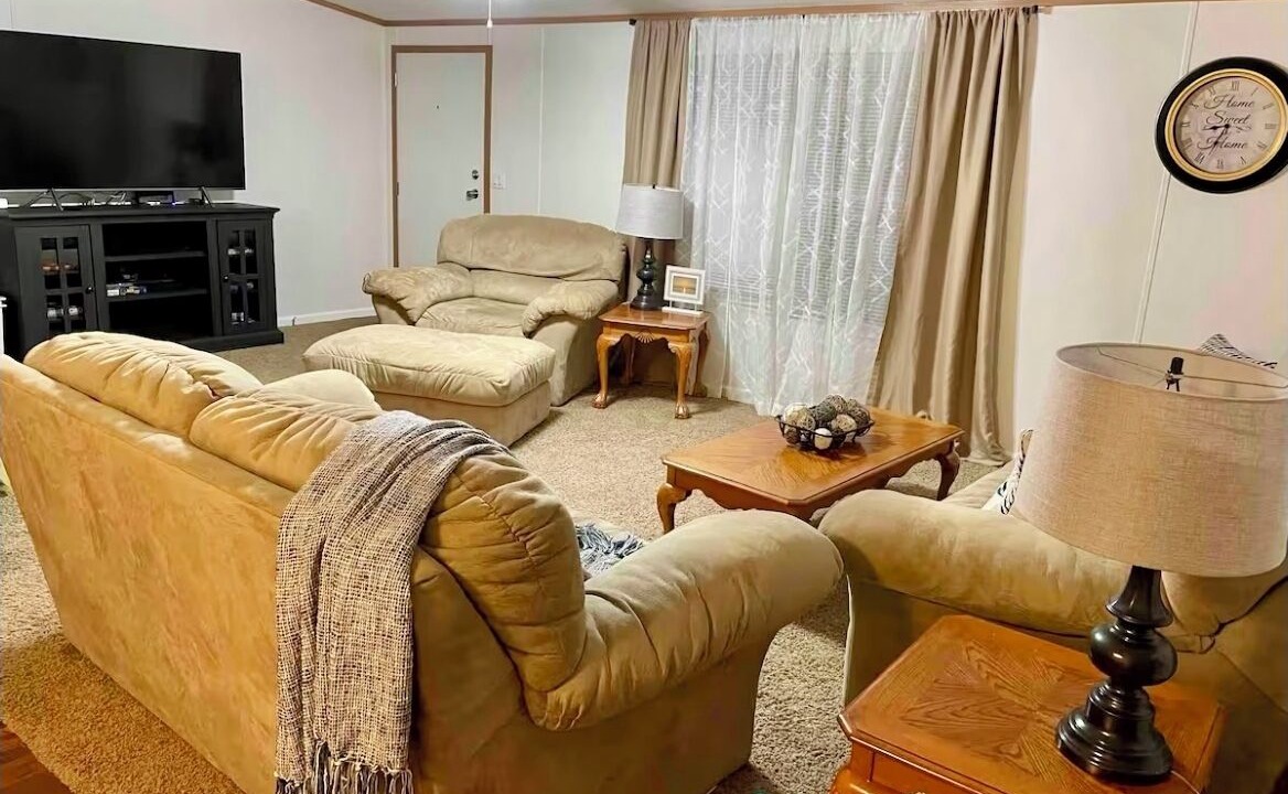 Photo of Livingroom in Gilbertsville