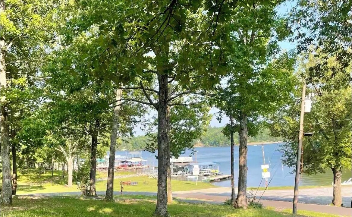 Photo of Others in Gilbertsville