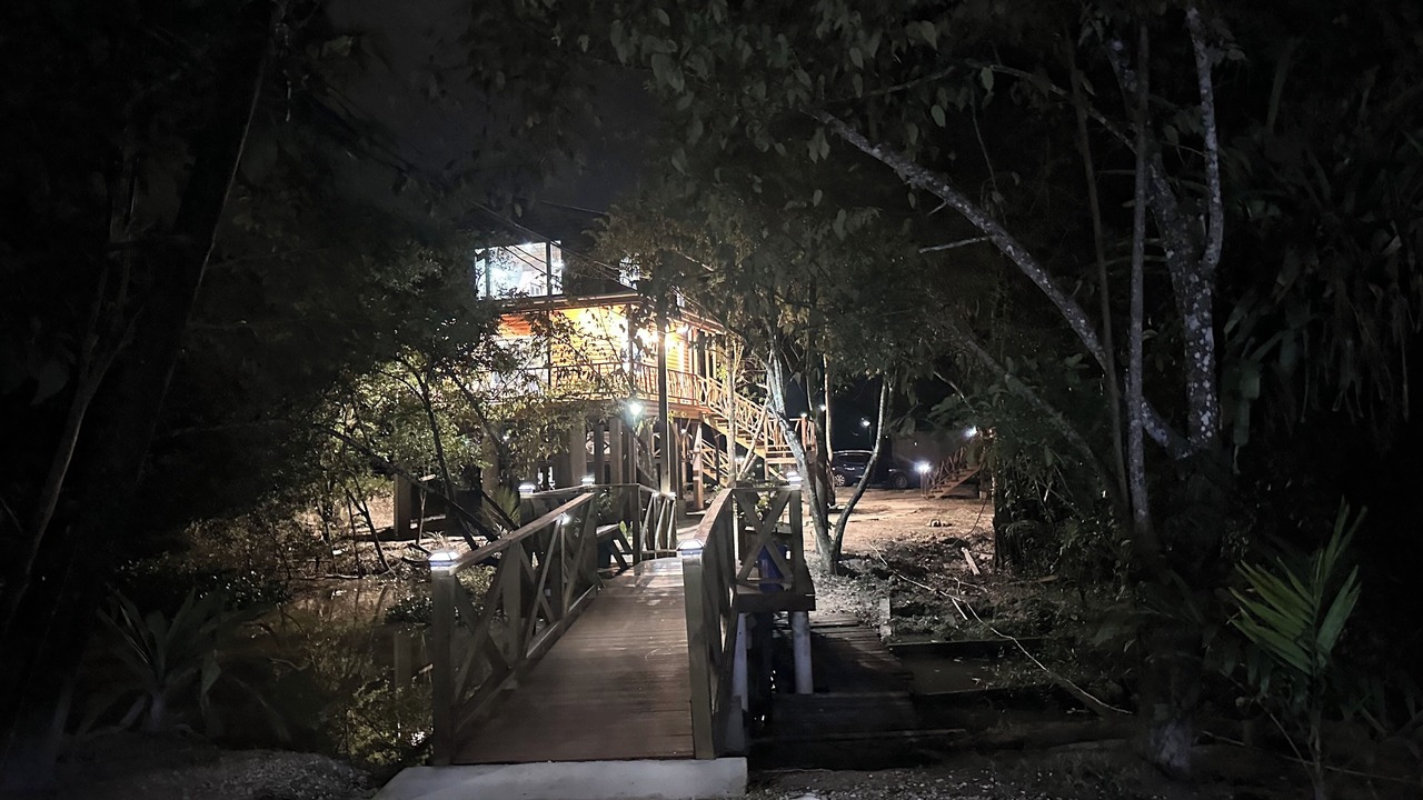 Photo of Outdoor in Burrell Boom