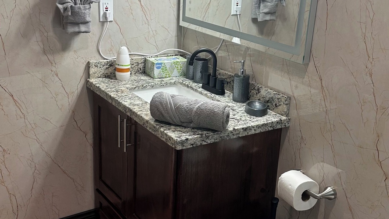 Photo of Bathroom in Burrell Boom