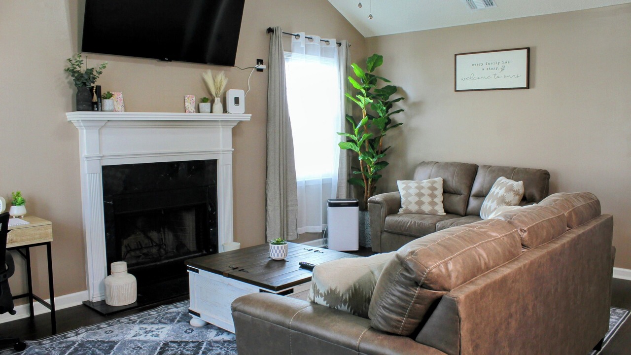 Photo of Livingroom in Warner Robins