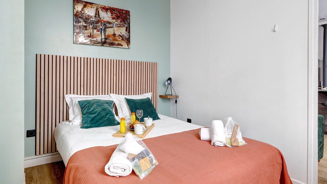 Photo of Bedroom in Quartier Saint-Ambroise