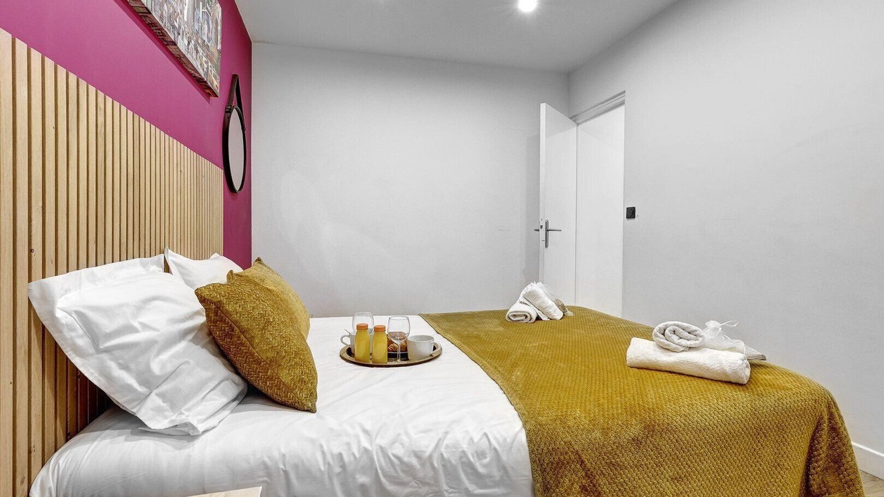Photo of Bedroom in Quartier Saint-Ambroise