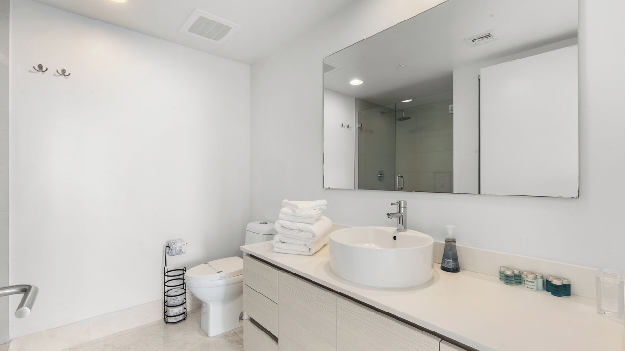 Photo of Bathroom in Hallandale Beach