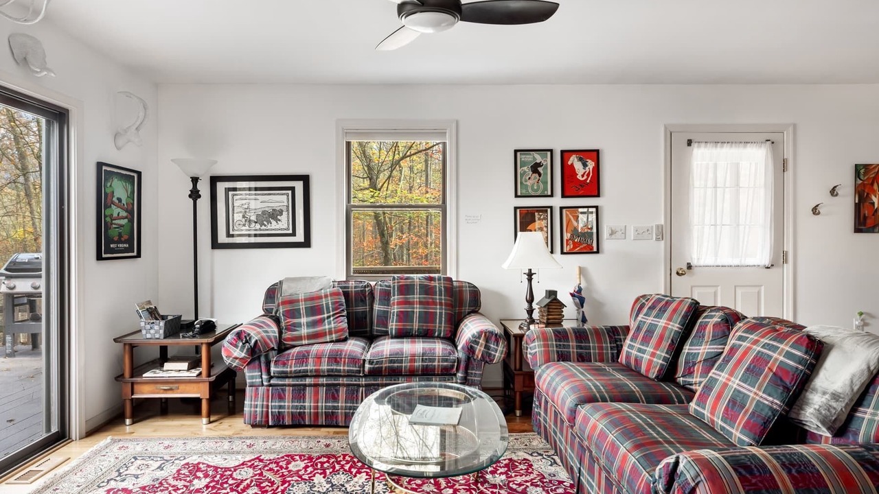 Photo of Livingroom in Great Cacapon