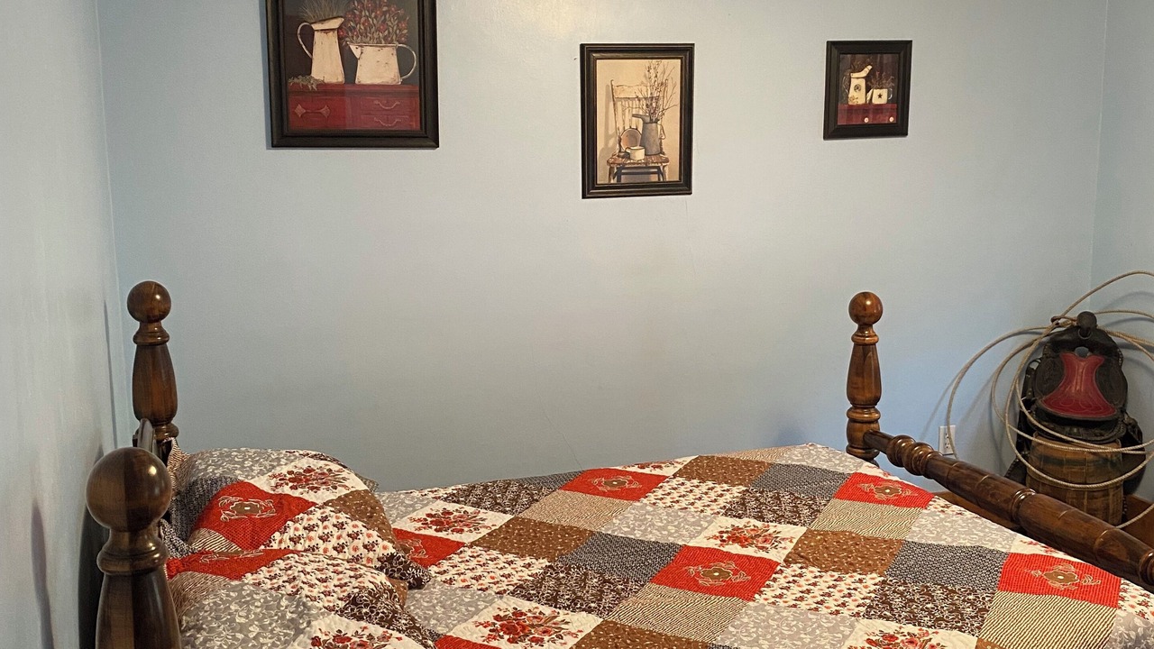 Photo of Bedroom in Natrona