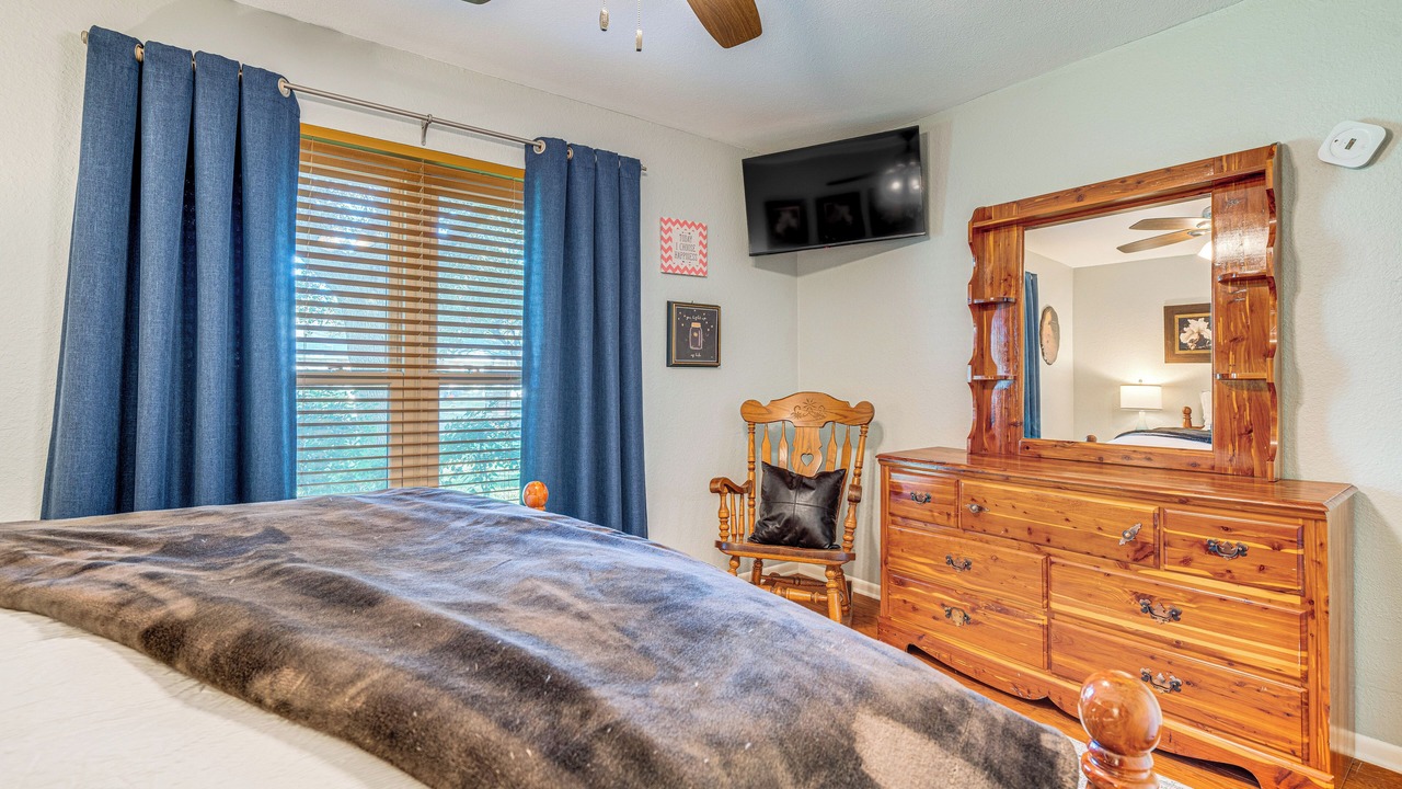 Photo of Bedroom in McNeil