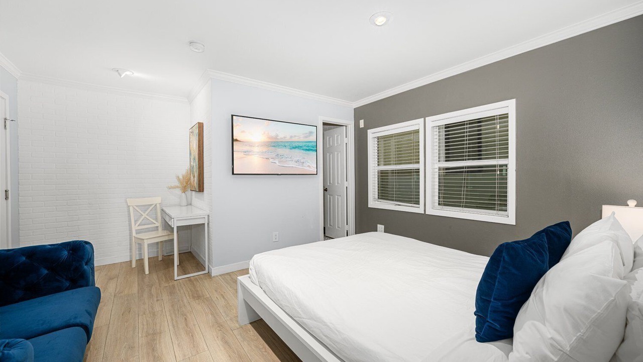 Photo of Bedroom in Newport Beach