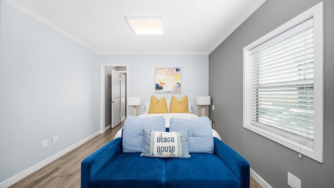 Photo of Bedroom in Newport Beach