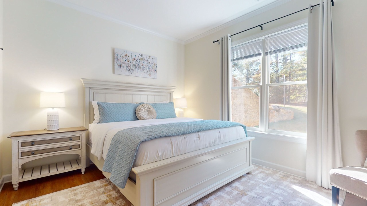 Photo of Bedroom in Adairsville