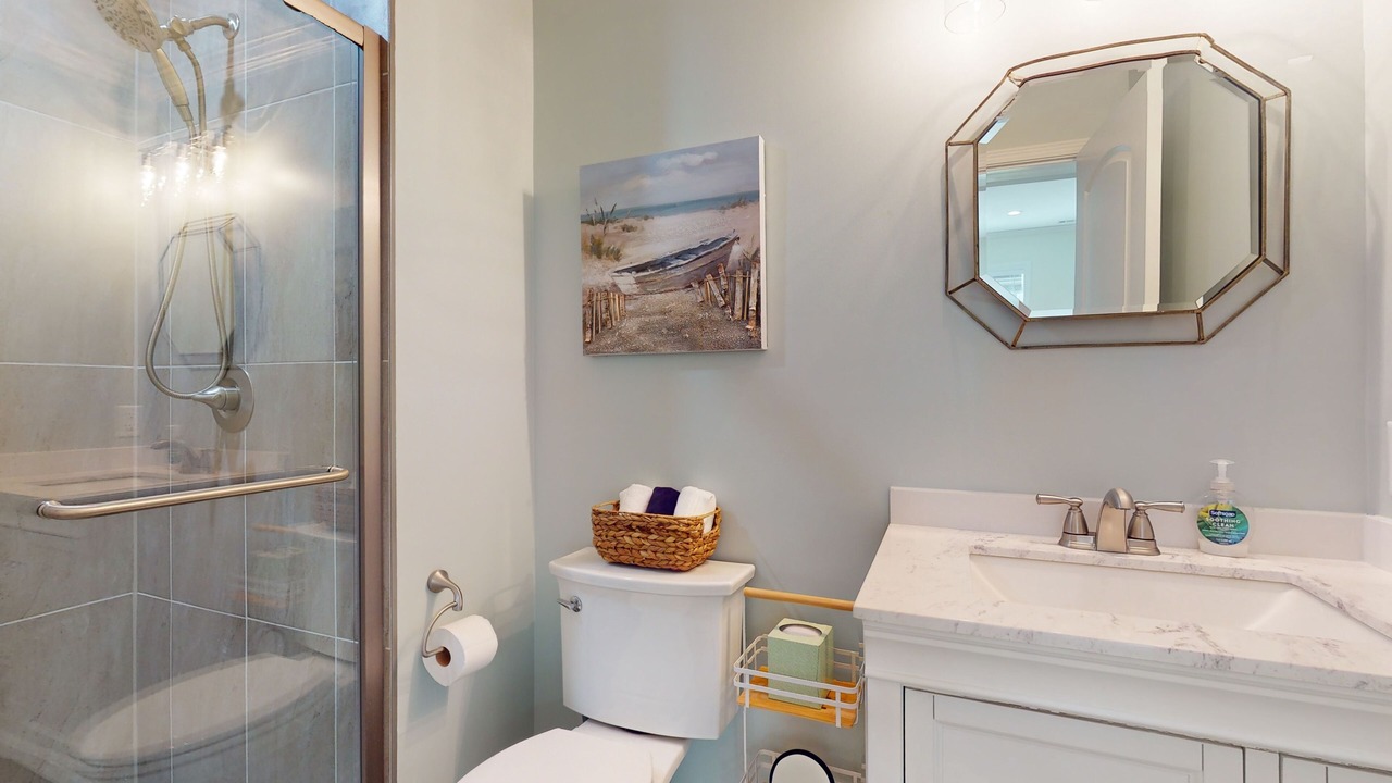 Photo of Bathroom in Adairsville
