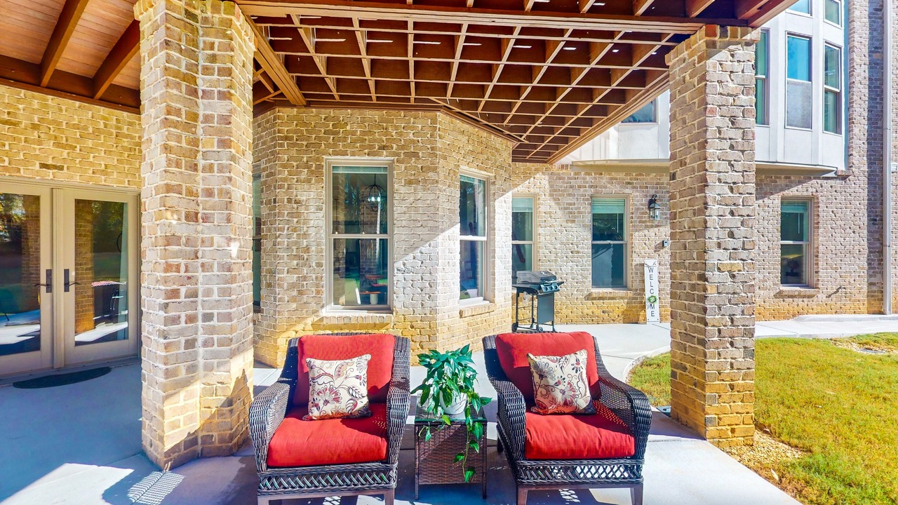 Photo of Patio Balcony in Adairsville