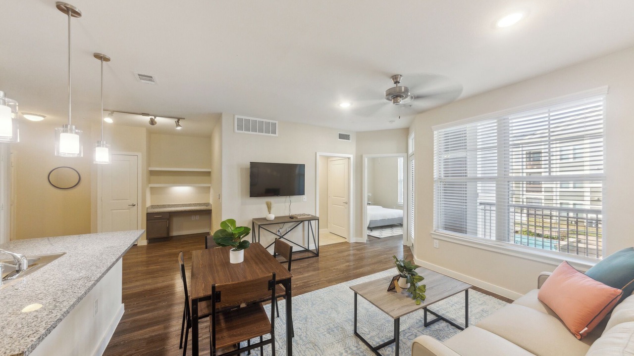 Photo of Livingroom in Southeast Houston