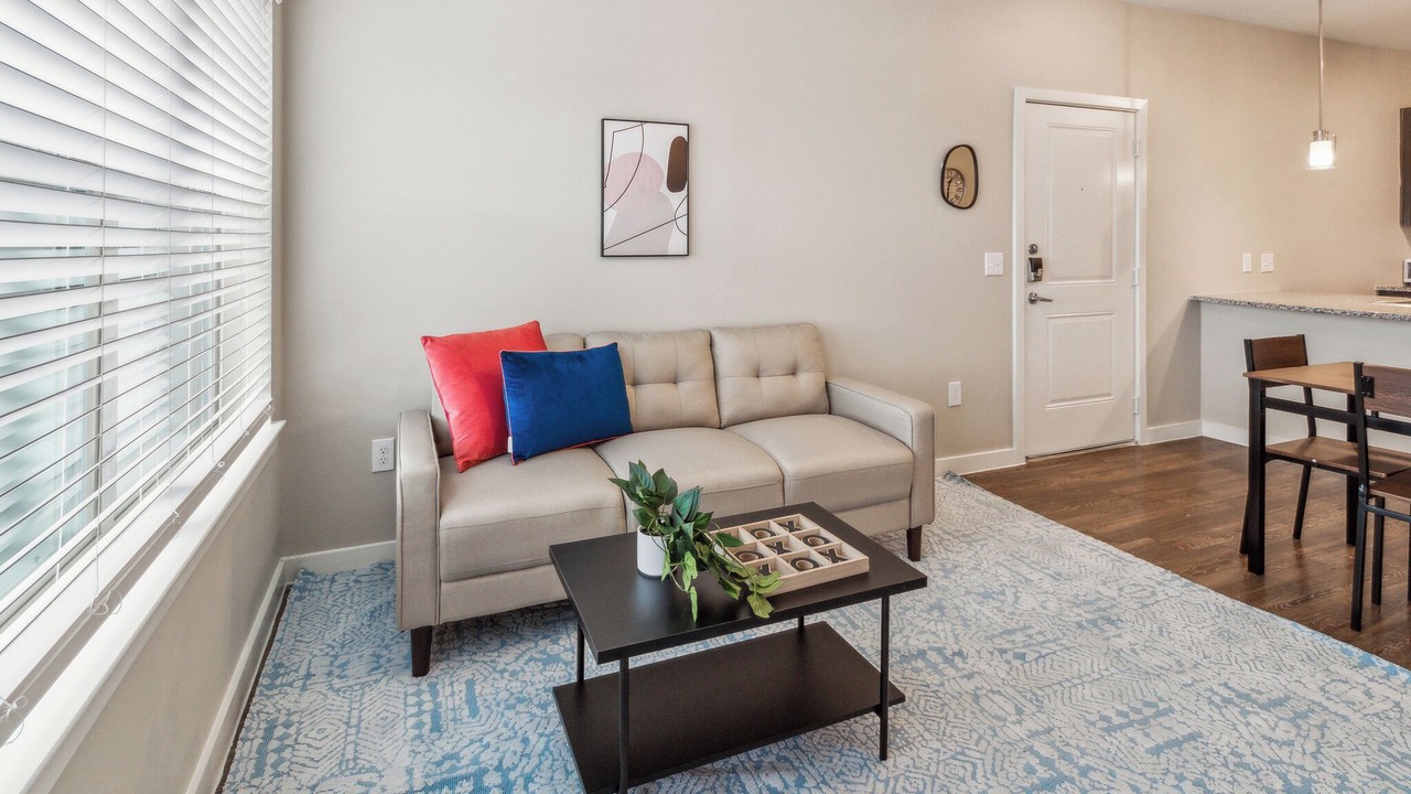 Photo of Livingroom in Willowbrook