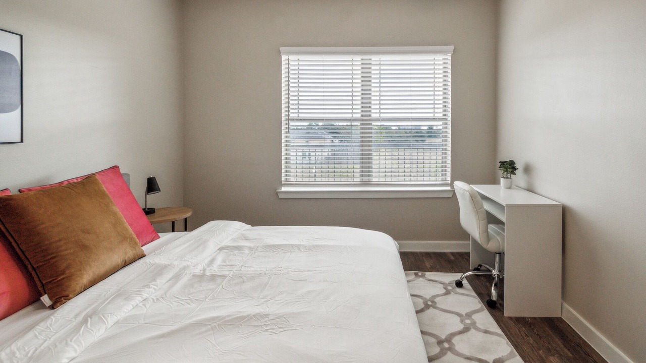 Photo of Bedroom in Willowbrook