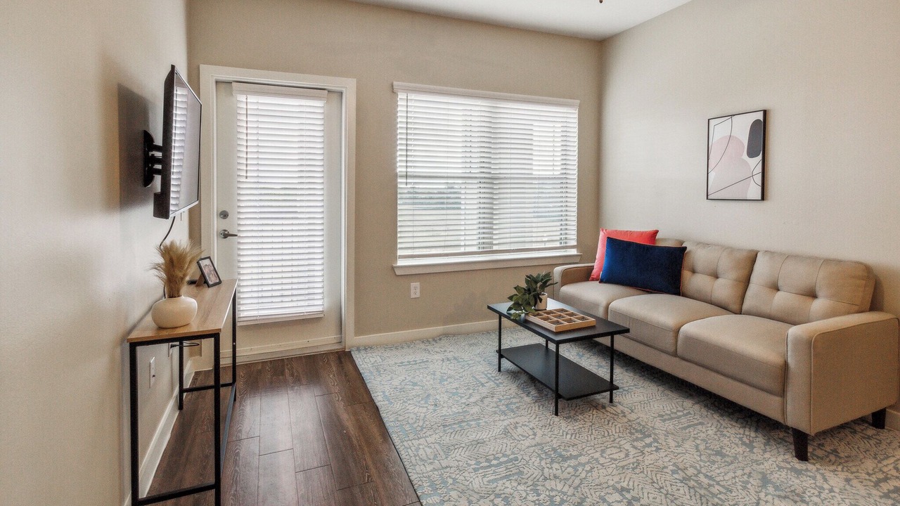 Photo of Livingroom in Willowbrook