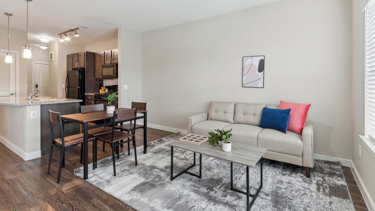 Photo of Livingroom in Willowbrook