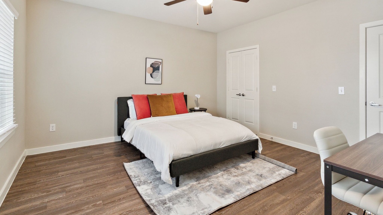 Photo of Bedroom in Willowbrook