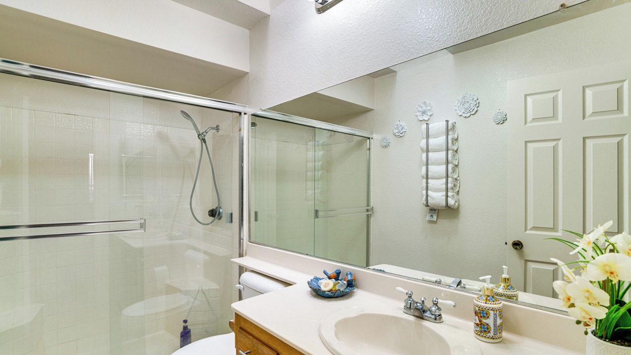 Photo of Bathroom in Lake Elsinore