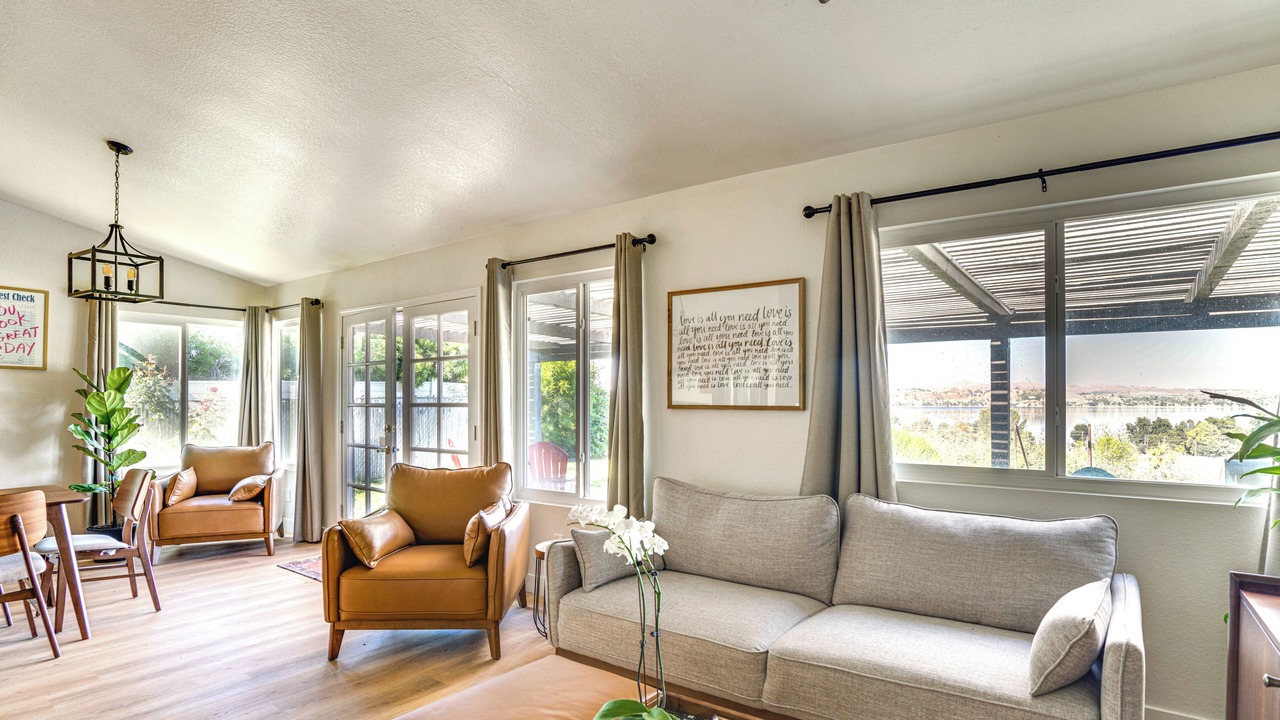 Photo of Bedroom in Lake Elsinore