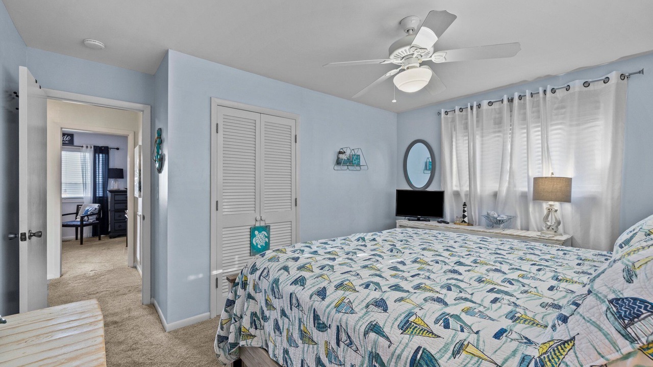 Photo of Bedroom in Carteret County