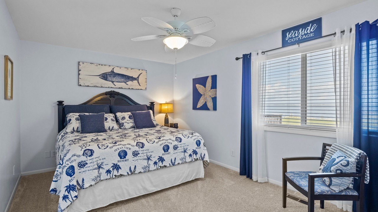 Photo of Bedroom in Carteret County