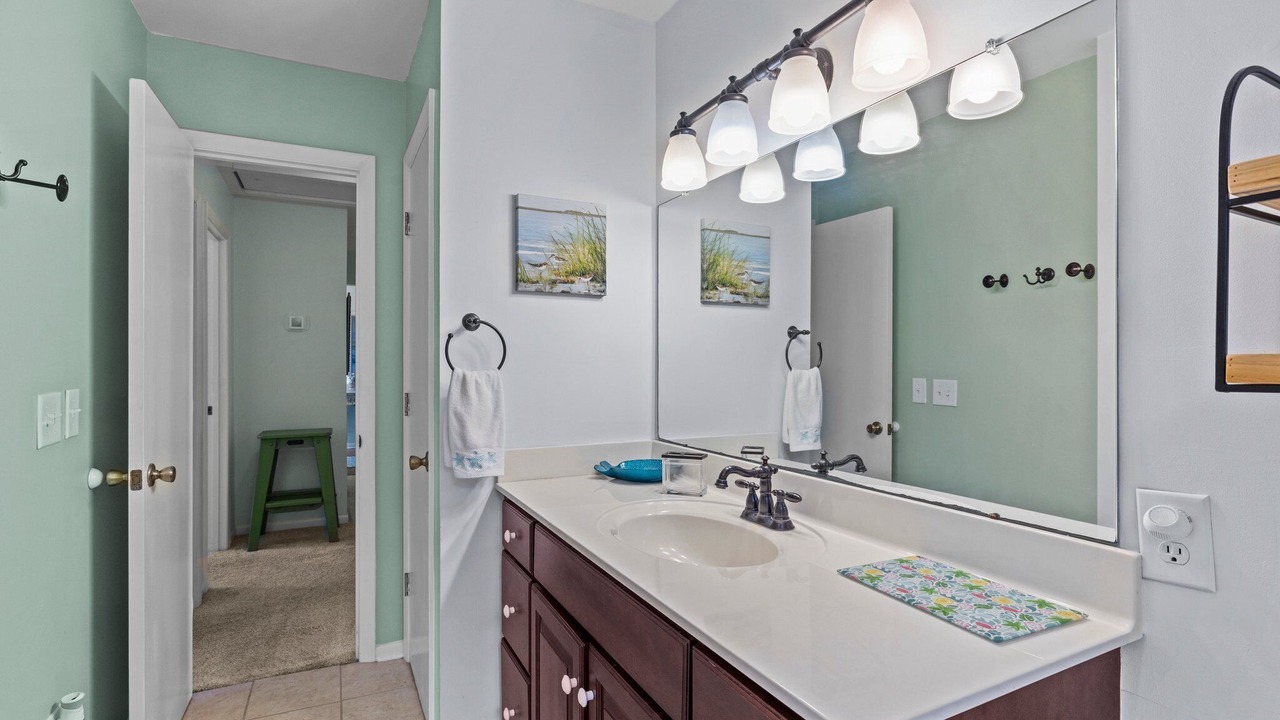 Photo of Bathroom in Carteret County