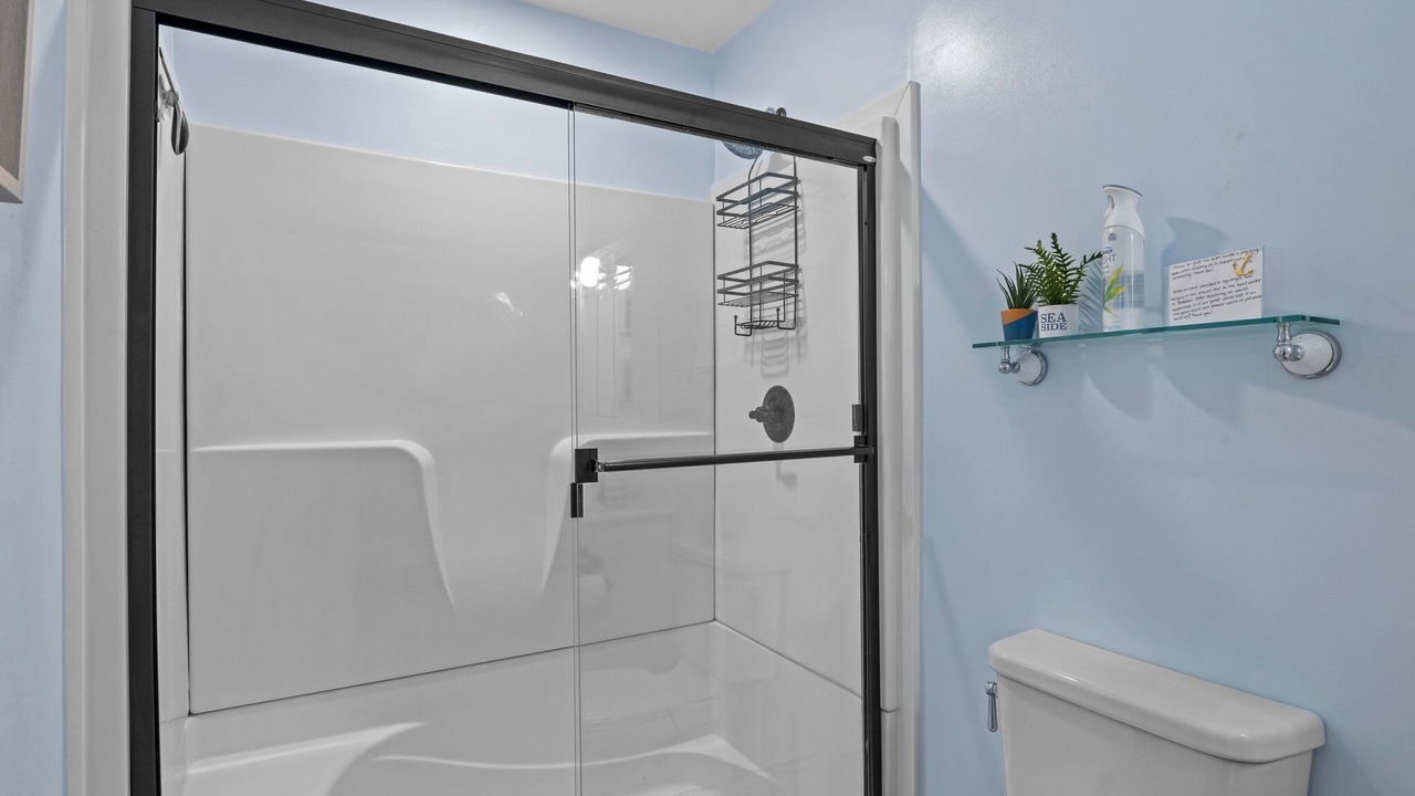 Photo of Bathroom in Carteret County