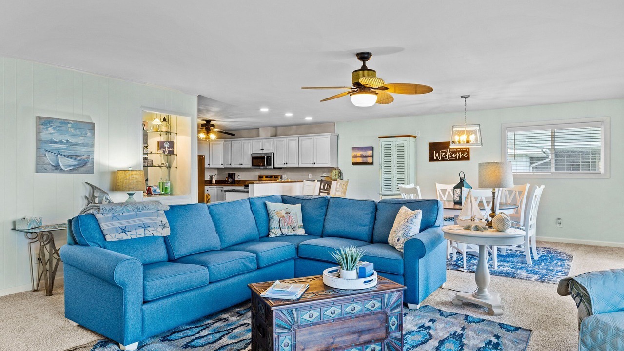 Photo of Livingroom in Carteret County