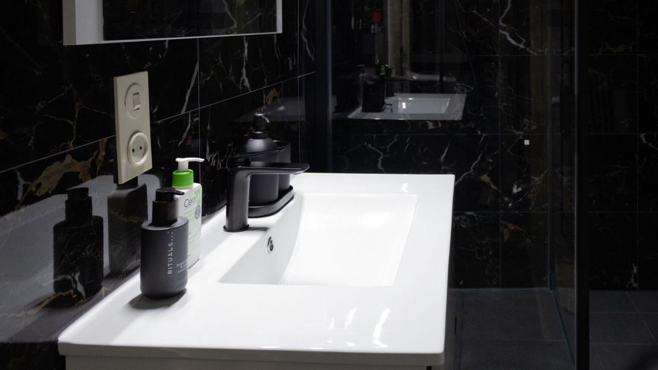 Photo of Bathroom in Muinkparkwijk