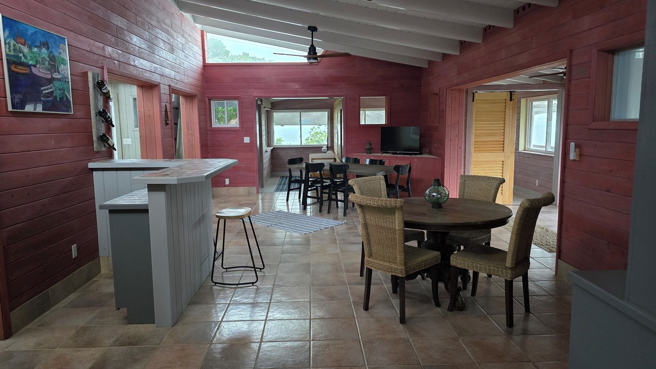 Photo of Bedroom in Green Turtle Cay