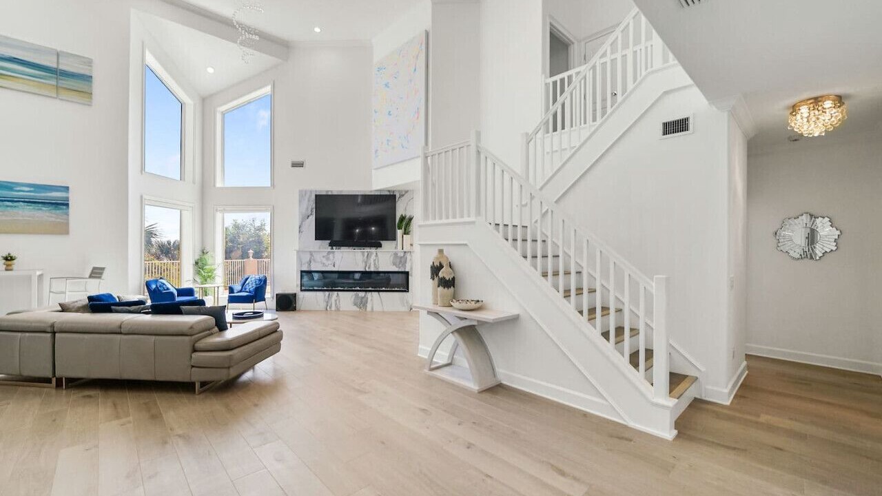 Photo of Bedroom in Crescent Beach