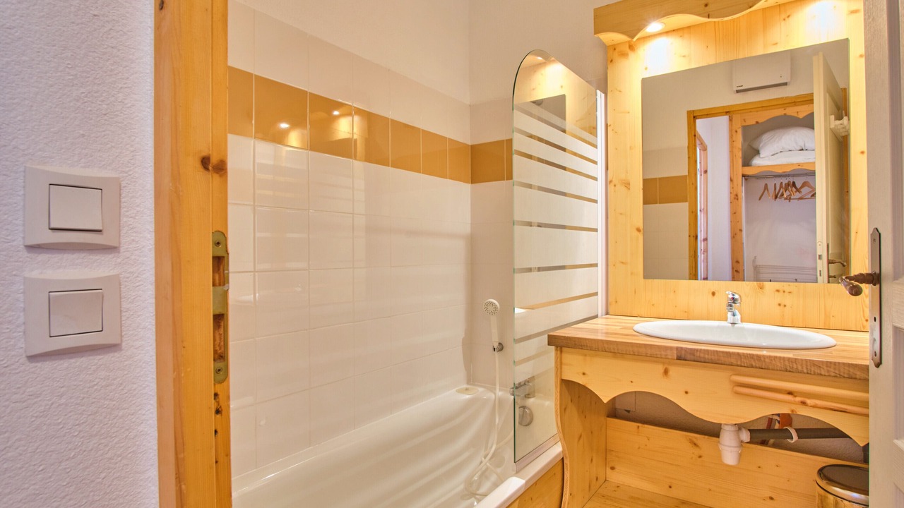 Photo of Bathroom in Chamrousse