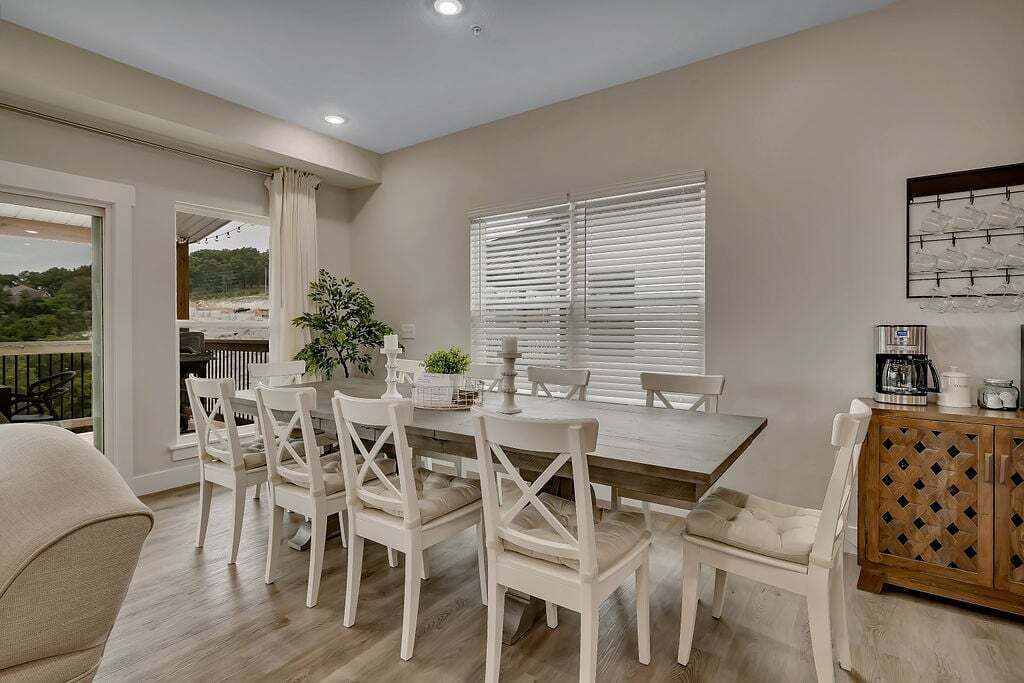 Photo of Others in Table Rock