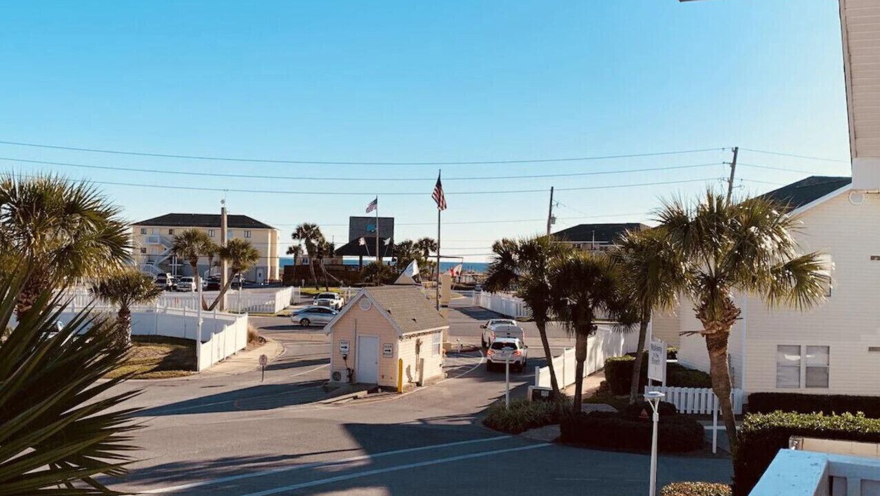 Photo of Others in Holiday Isle