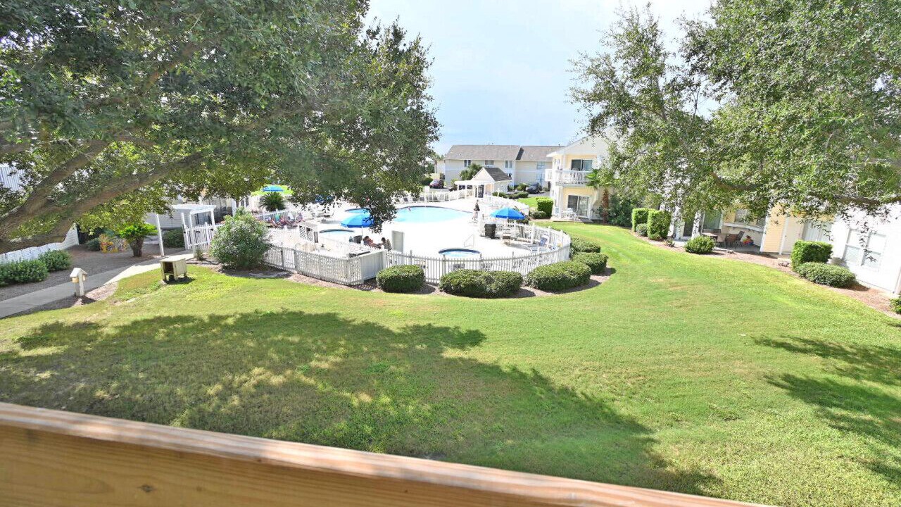 Photo of Patio Balcony in Holiday Isle