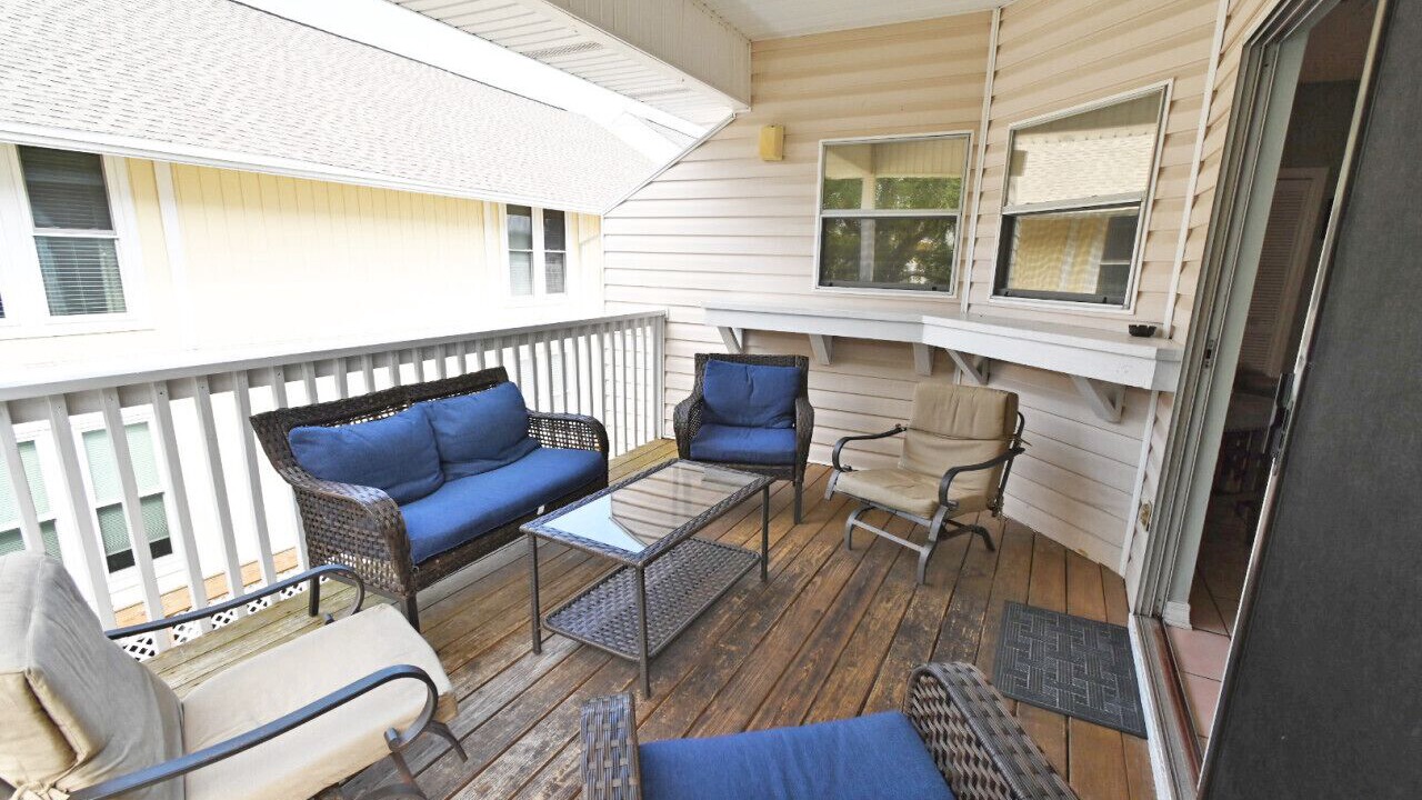 Photo of Patio Balcony in Holiday Isle