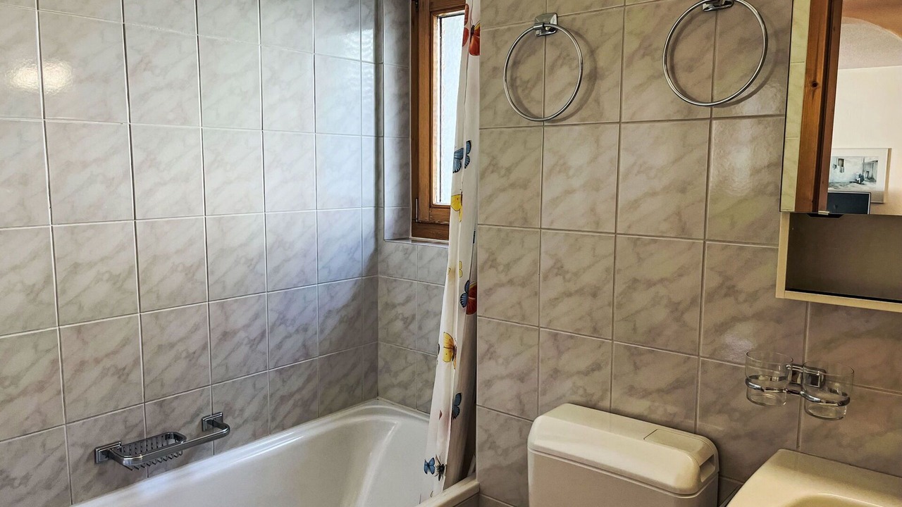 Photo of Bathroom in Salouf