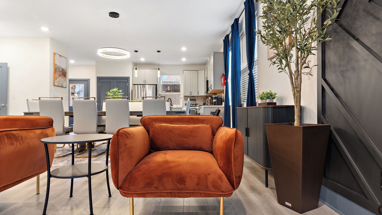 Photo of Livingroom in West Seventh