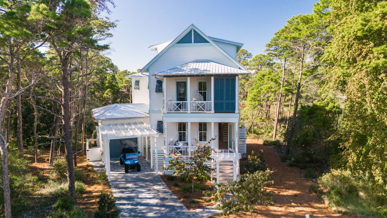 Photo of Outdoor in Lakeside at Blue Mountain Beach