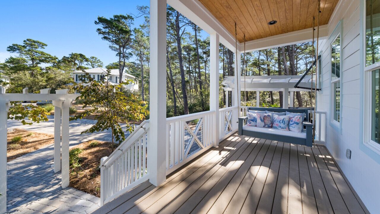 Photo of Outdoor in Lakeside at Blue Mountain Beach