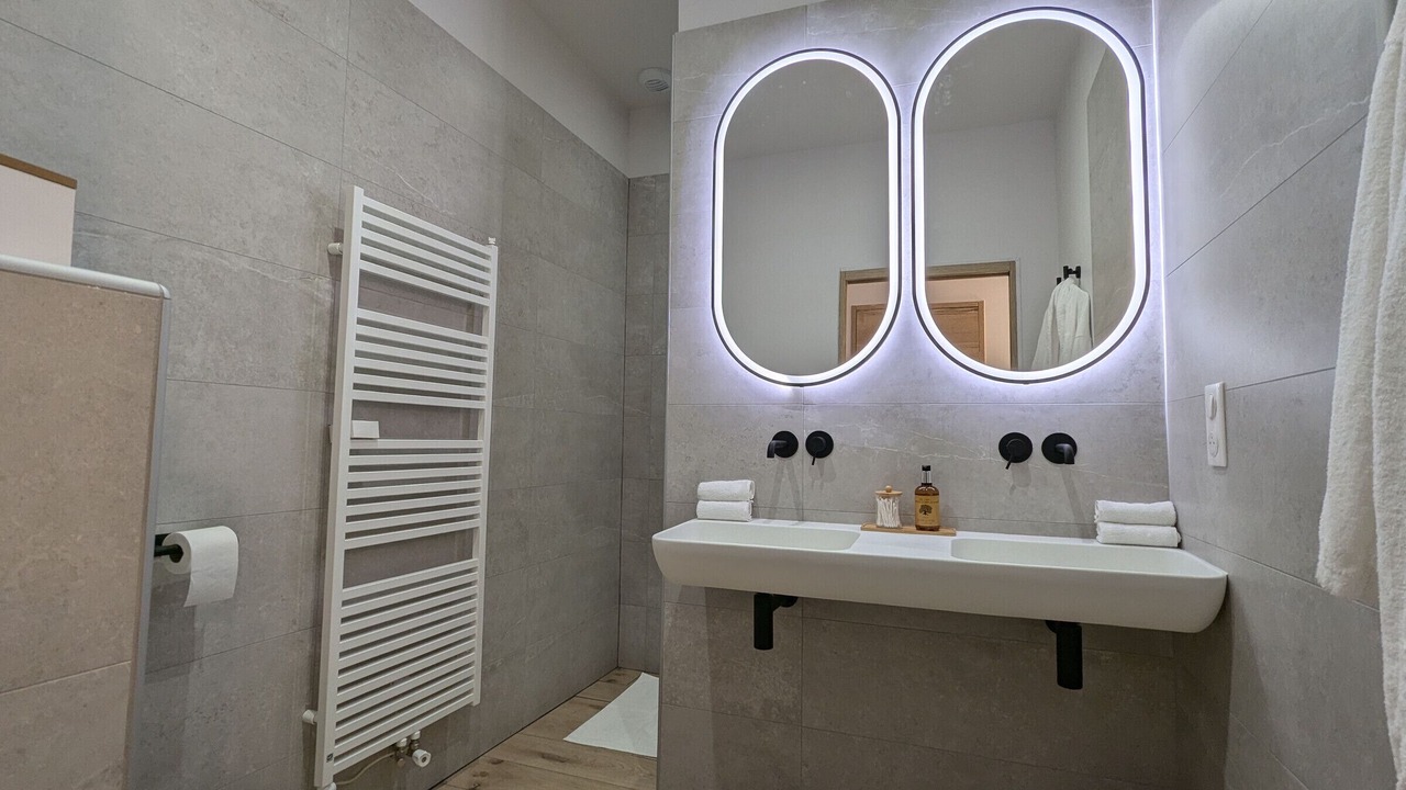 Photo of Bathroom in Lorcy