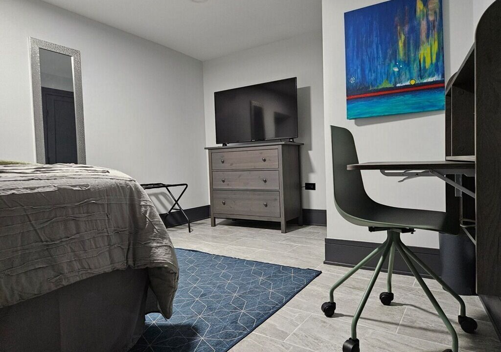 Photo of Bedroom in Woodlawn