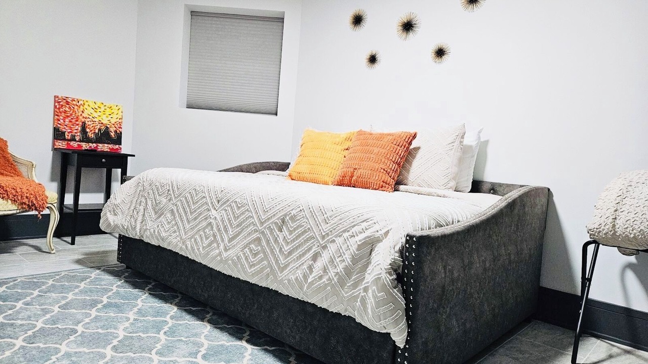 Photo of Bedroom in Woodlawn
