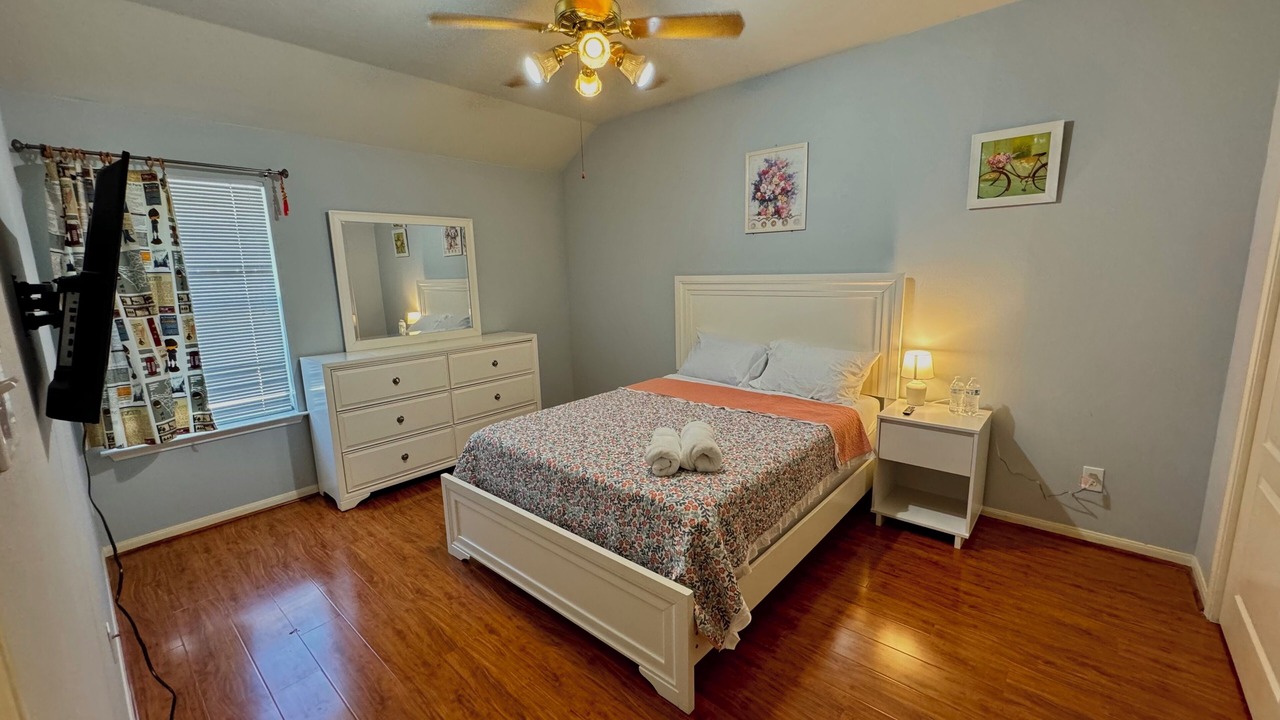 Photo of Bedroom in Tomball