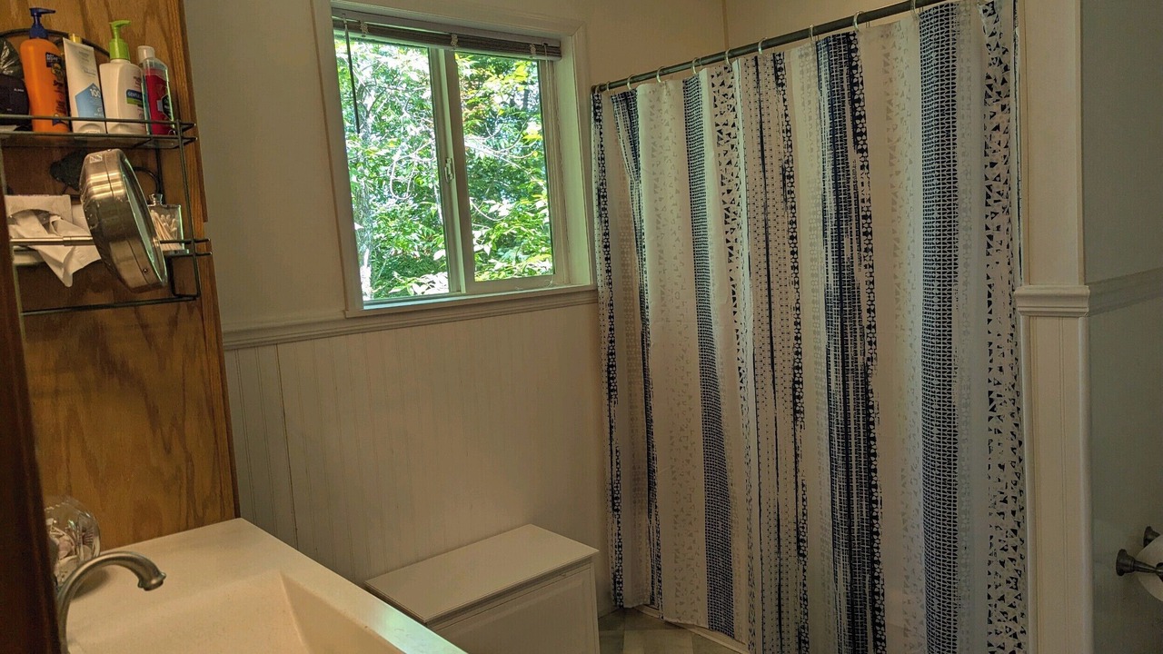 Photo of Bathroom in Hackensack