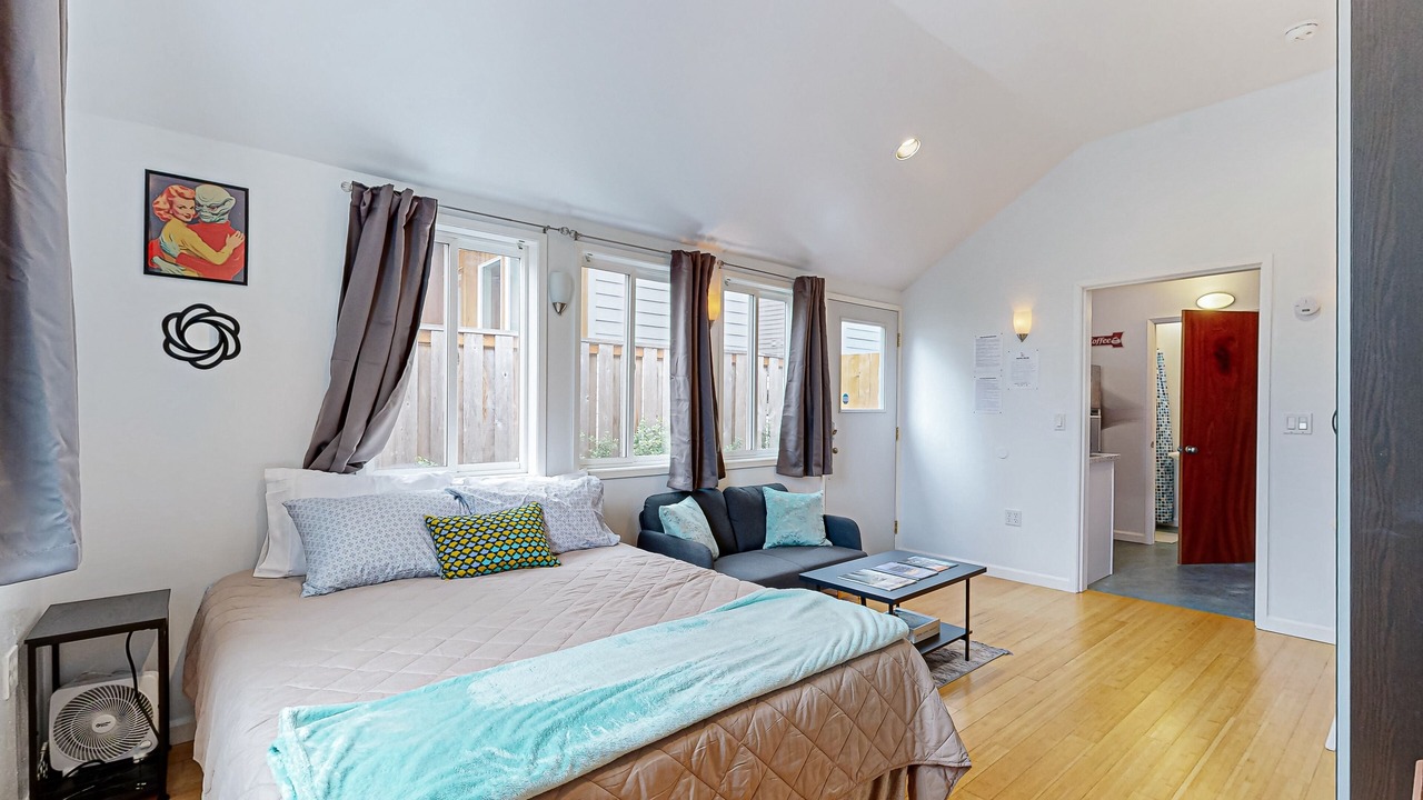 Photo of Bedroom in Johns Landing