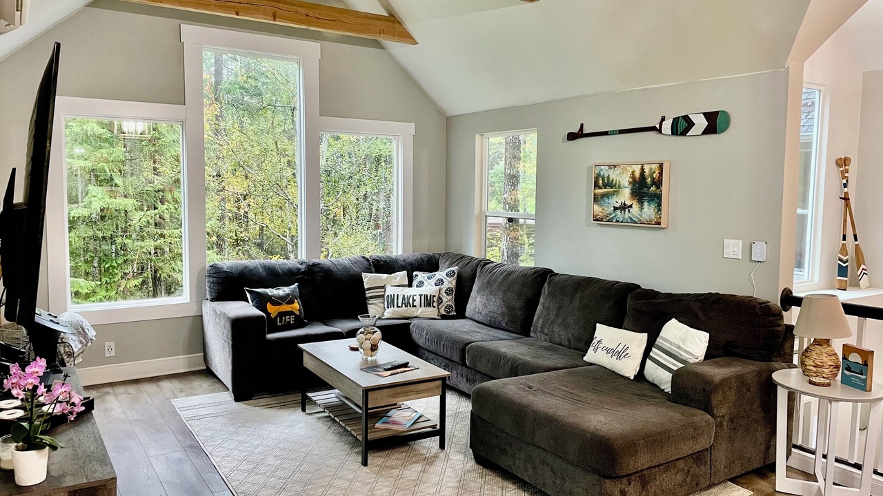 Photo of Bedroom in Hoodsport